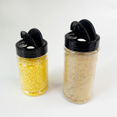 Duidelijke Plastic PET Kruidenstrooier Opslagpotten met Zwarte Schroefdop Keukenaccessoires 100ml 170ml 250ml 400ml specerijenflessen